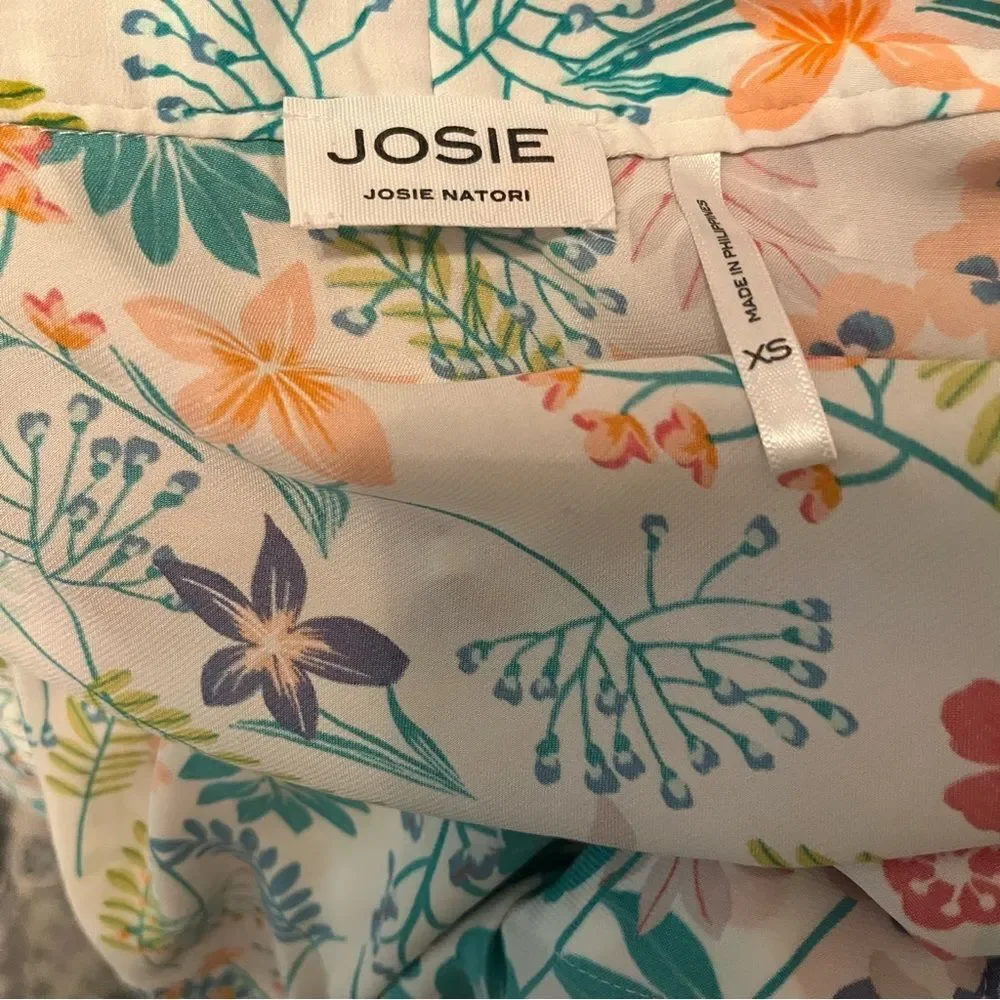 Natori Multicolor Floral Robe